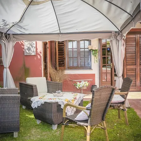 Holiday home Maison Figarole Costa Di Murlo